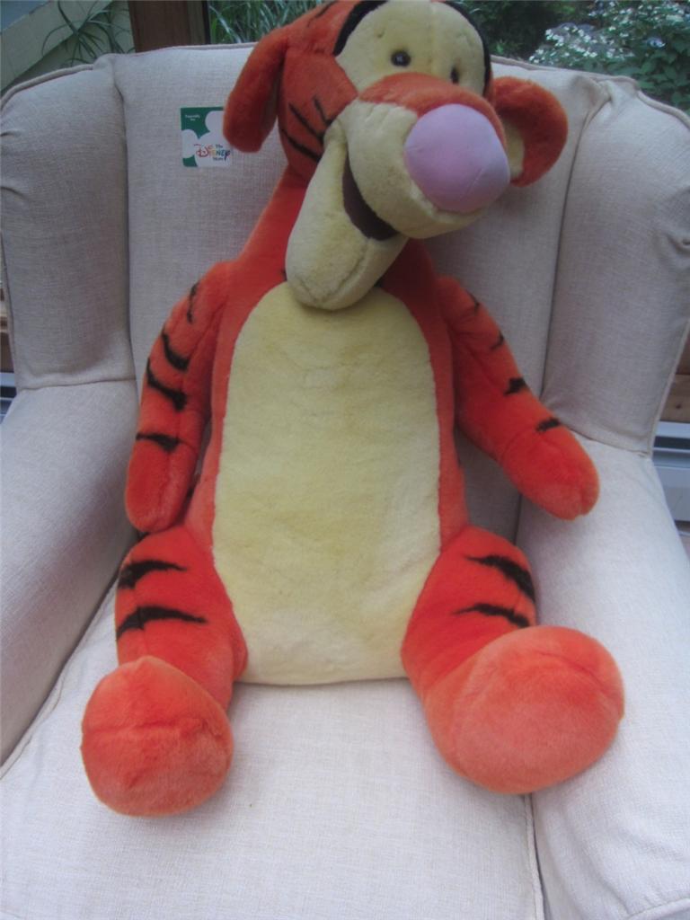 giant tigger plush