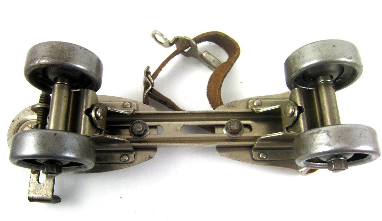 Roller Skates Chicago Vintage Adjustable w/Key Rare Great Condition Pat