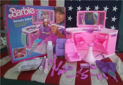 VINTAGE 1983 MATTEL 4839 BARBIE BEAUTY SALON PARLOR PLAY SET + BOX