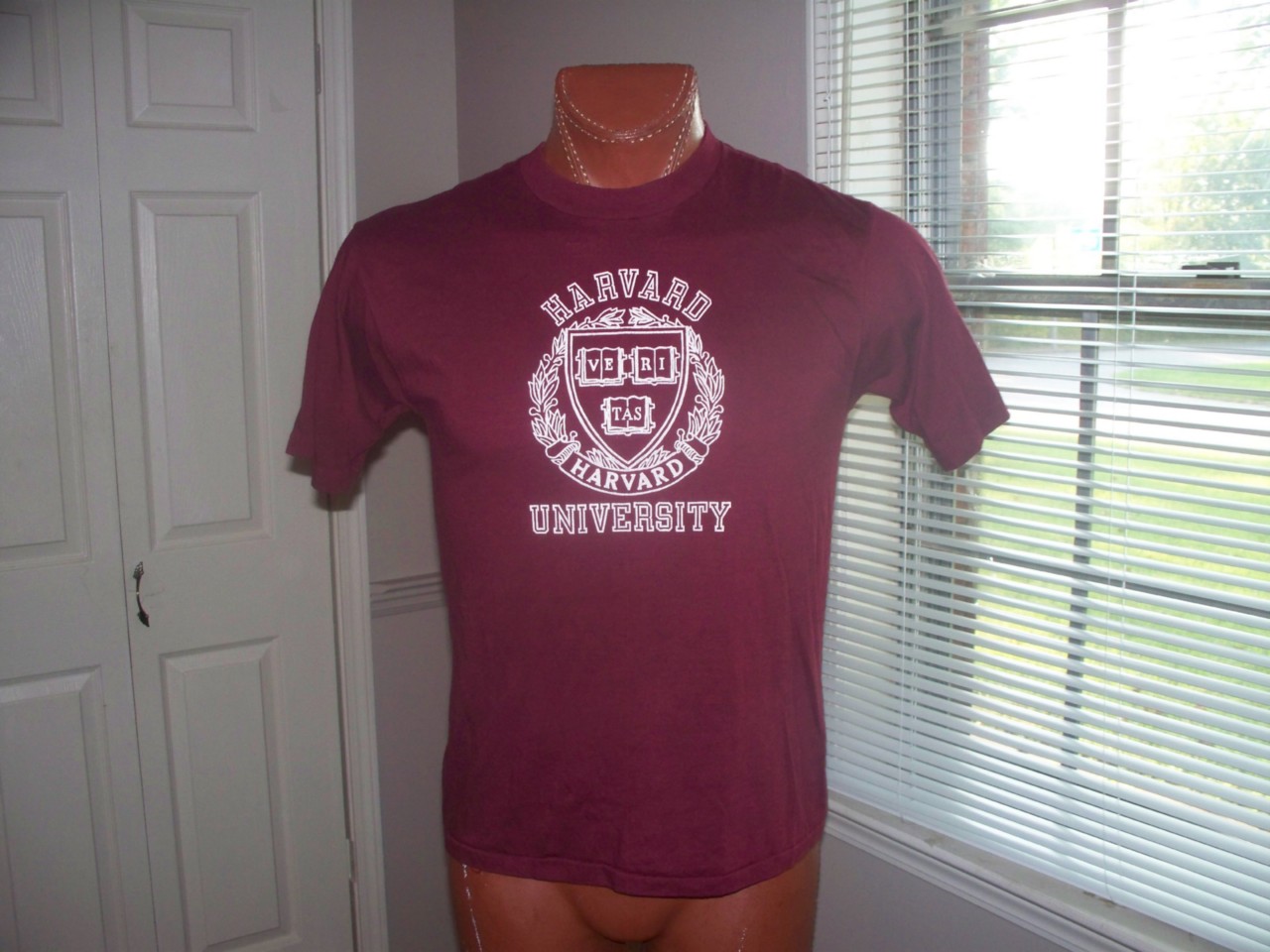 pull and bear harvard t shirt