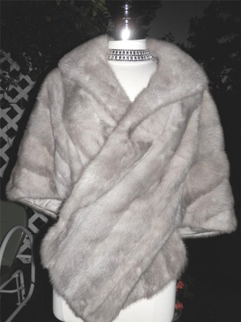 MINT WELL KEPT RARE GRAY REAL MINK GREY SILVER FUR CAPE STOLE WRAP