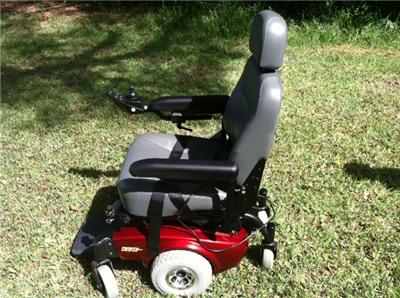 NEW! Invacare Pronto M71 Motorized Wheelchair Power Chair with SureStep