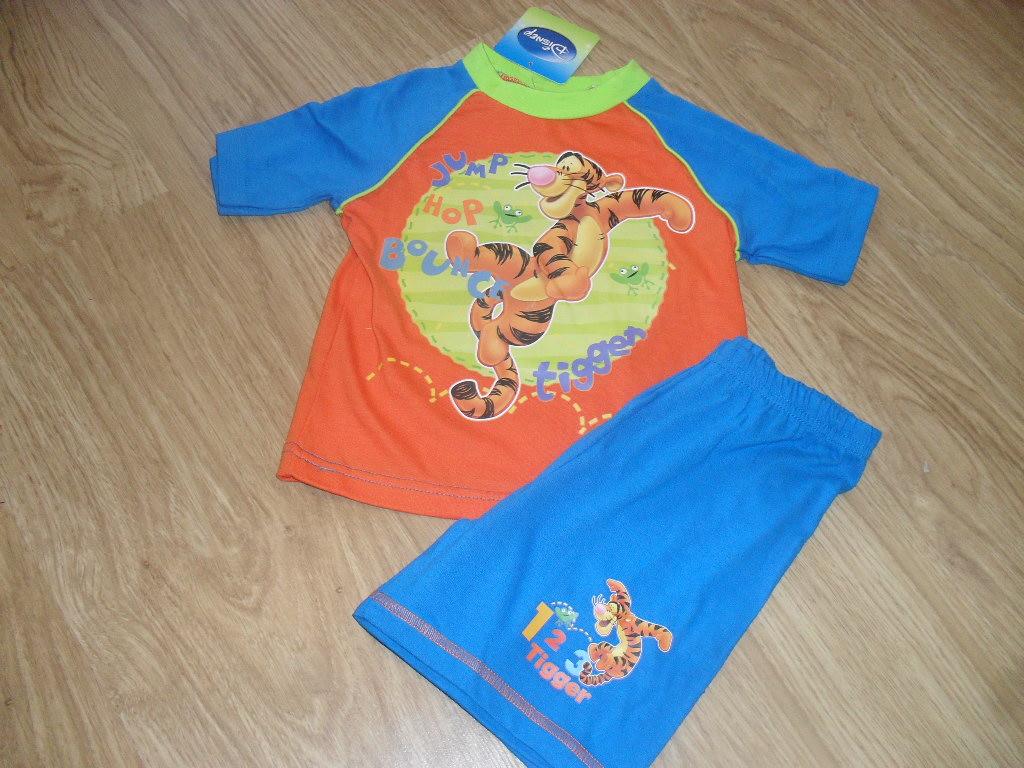 BNWT Disney Winnie the Pooh Tigger baby boys short pyjamas 1218 months