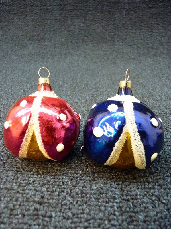 2 vintage blown glass lady bug christmas tree ornaments o425 2 vintage blown glass lady bug christmas tree ornaments o425