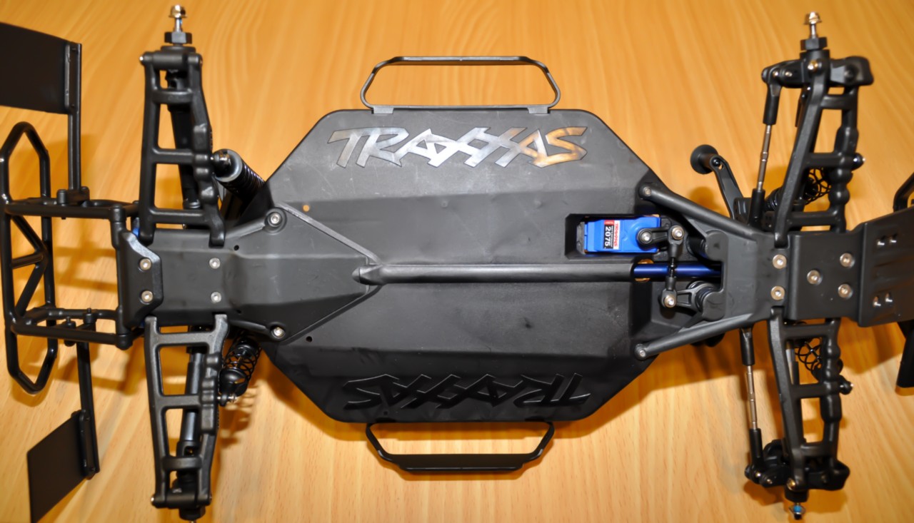 traxxas slash 4x4 rear toe in