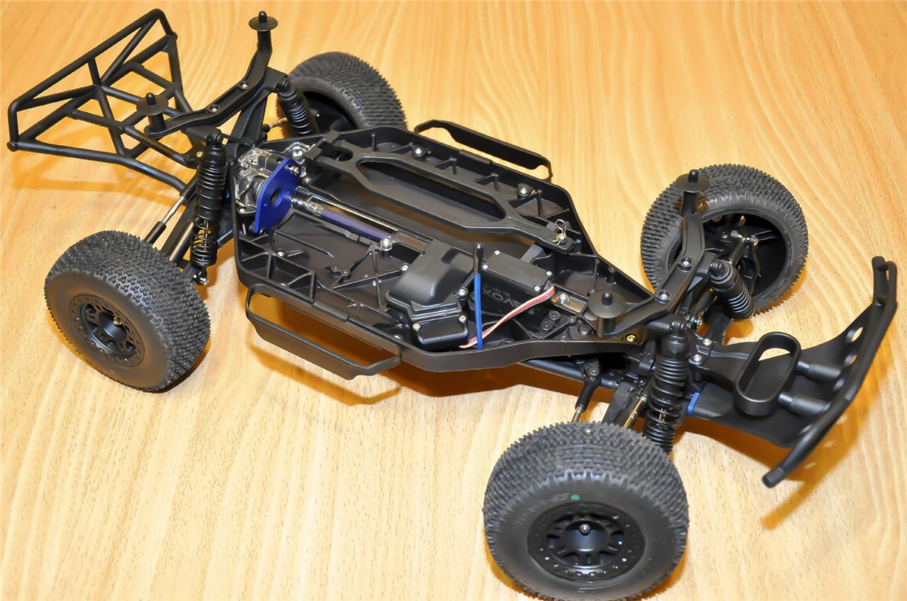 Traxxas Slash 6808 4x4 110 Scale Slash Roller Black w/ Savox Servo