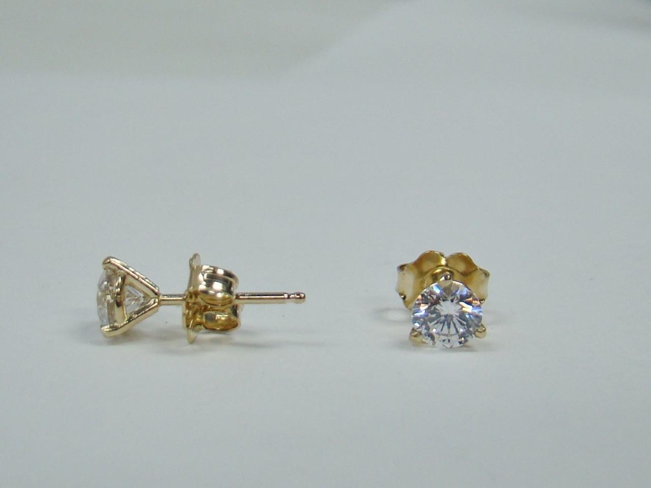 Swarovski zirconia stud earrings clearance