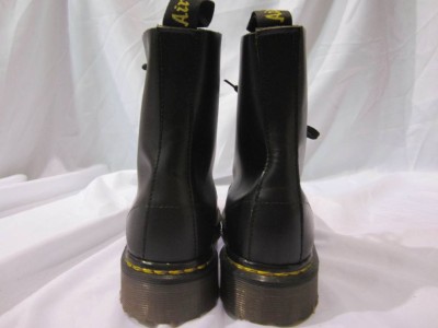 square toe doc martens