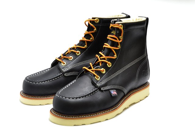 black thorogood moc toe