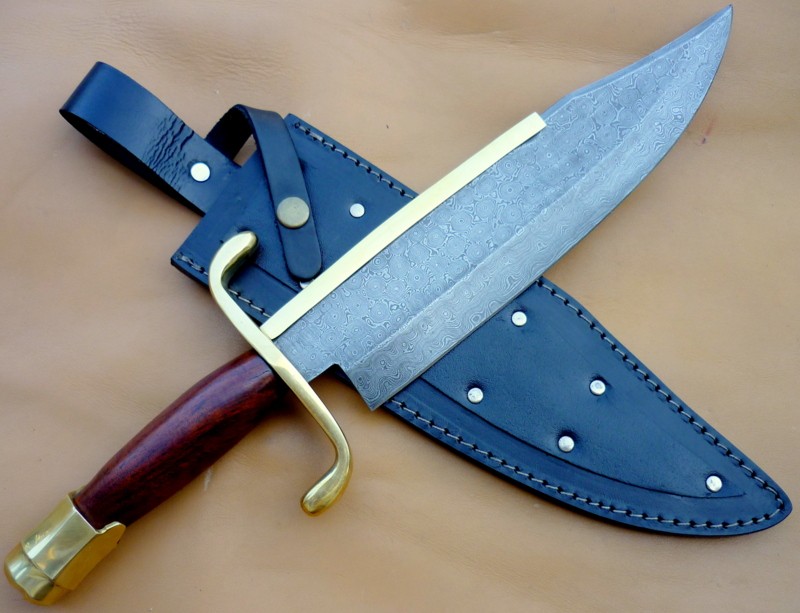 CUSTOM DAMASCUS STEEL HUNTING BOWIE KNIFE / DAGGER / SWORD / THE TEXAS