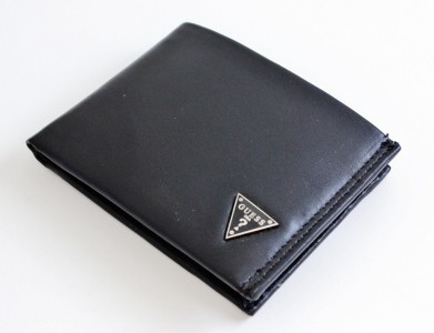 NEW GUESS WILSON PASSCASE BILLFOLD ID CREDIT CARD CASE MENS BLACK LEATHER WALLET