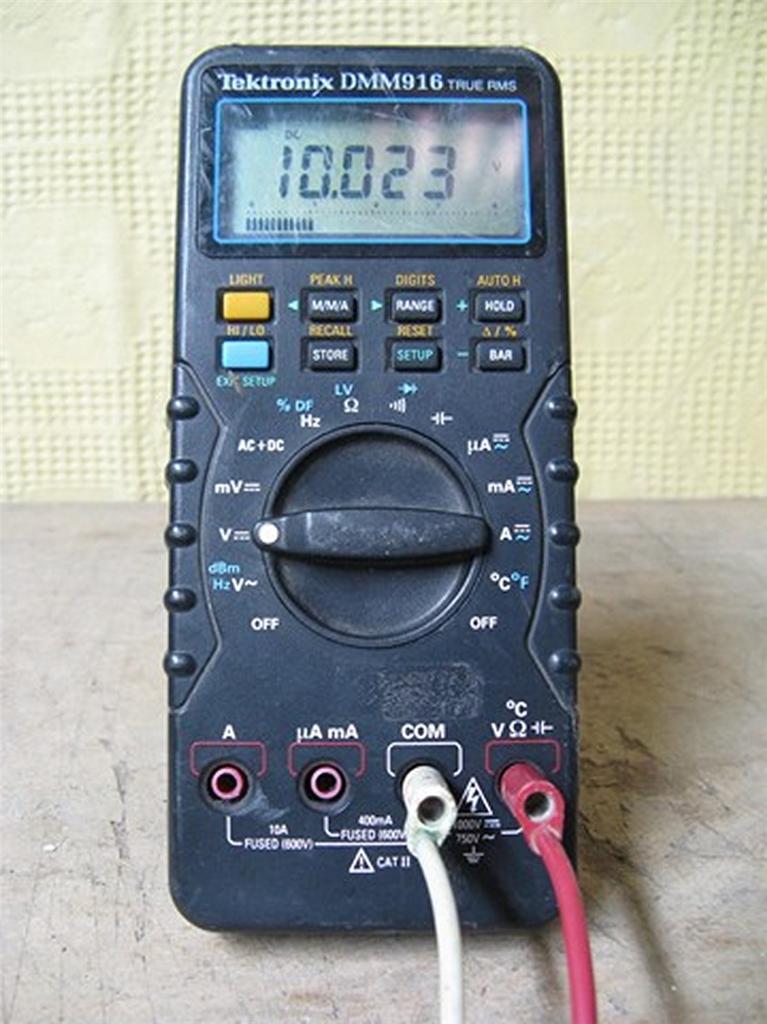 TEKTRONIX DMM916 TRUE RMS Digital Multimeter