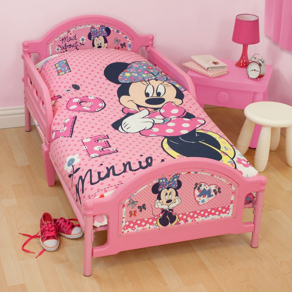 Minnie Mouse Toddler Bed