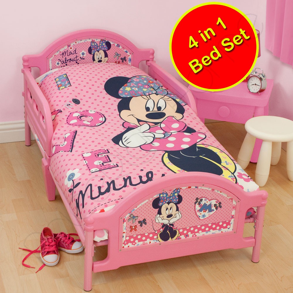 4 in 1 CHARACTER BEDDING BUNDLES TO FIT JUNIOR & TODDLER BEDS NEW