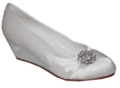 Ladies Ivory Wedge Satin Shoes Low Heel Wedding Bridal Party Size 3,4 ... Ladies Ivory Wedge Satin Shoes Low Heel Wedding Bridal Party Size 3,4 ...