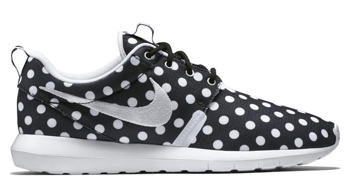 pink polka dot nike shoes