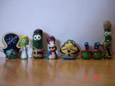 veggie tales figurines
