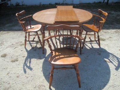 Ethan Allen Early American Maple Dining Room Set Table 4 Chairs