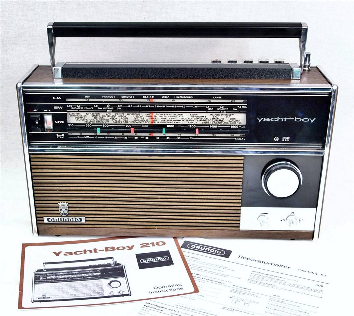 NR MINT 1970 GRUNDIG YACHT BOY 210 FM/AM/SW BEST ALL ROUND VINTAGE
