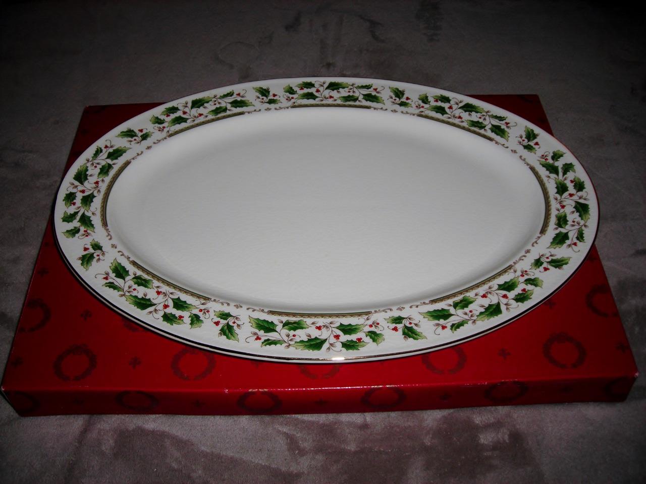 Royal Limited Dinnerware PiecesHolly HolidayMade in JapanMintNEW eBay