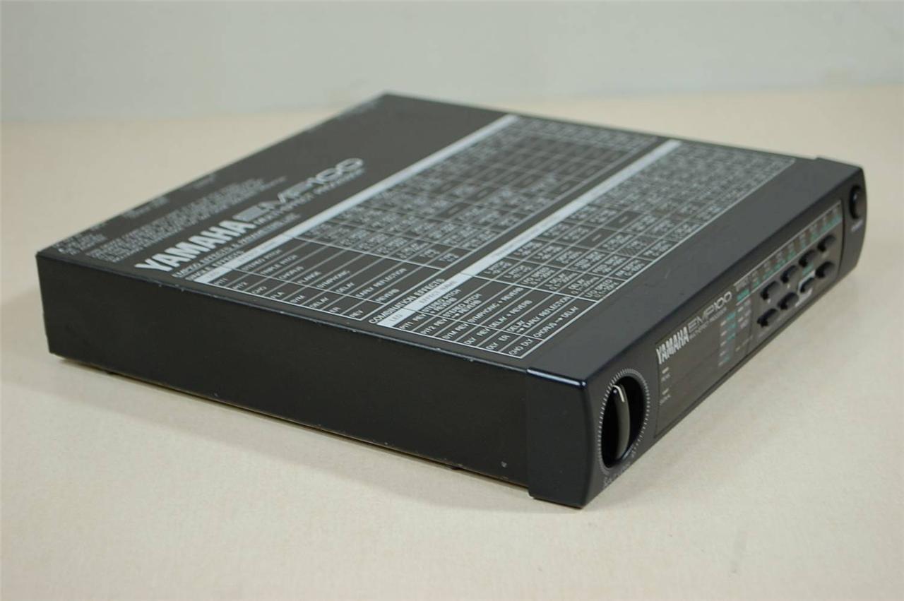 Yamaha EMP100 multieffect processor made in japan delay reverb vintage