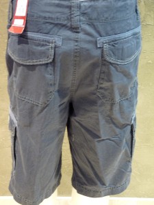 zip pocket cargo shorts
