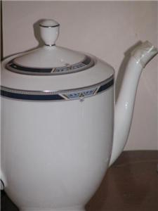 NIKKO PARAMOUNT COFFEEPOT DINNERWARE BONE CHINA NEW