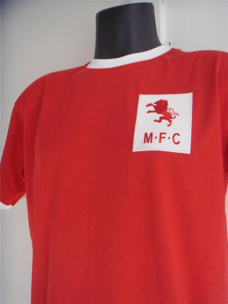 middlesbrough retro football shirt