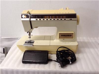Singer Sewing Machine Touch-Tronic 2005 Memory. (SM 224) | eBay