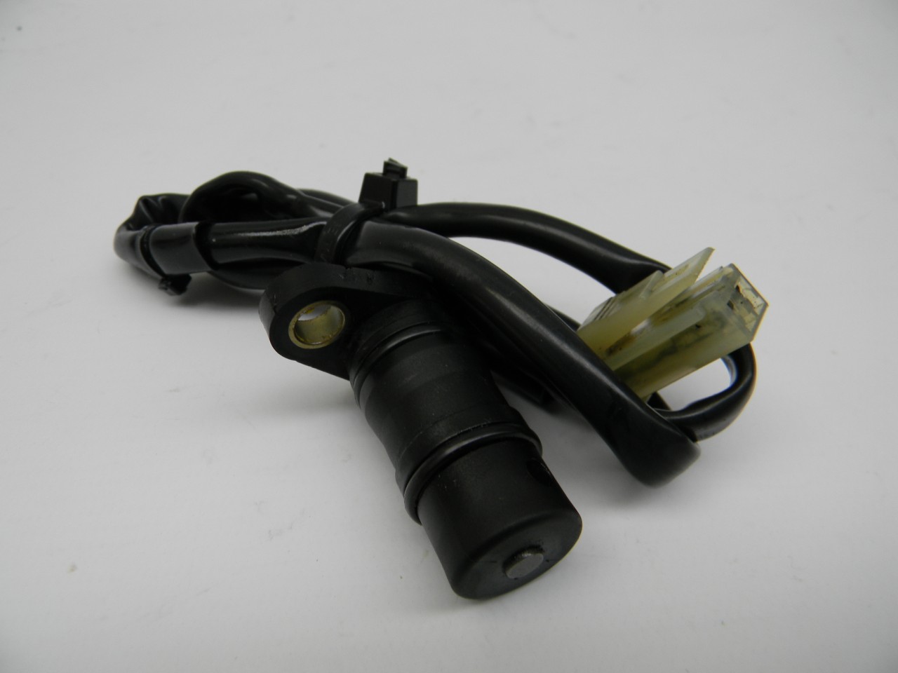 Yamaha R1 5VY 04 06 Crankshaft Position Sensor 23643 eBay
