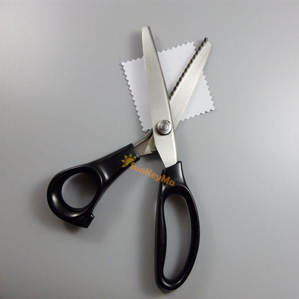 One Scalloped Triangle Edge Scissors Shears Fabric Decorative Sew
