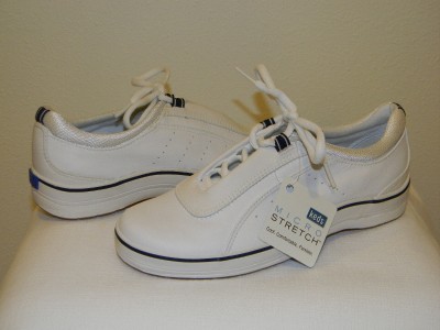 Fab! NEW KEDS Hollis White Leather Casual Lace-Up Tennis SNEAKER