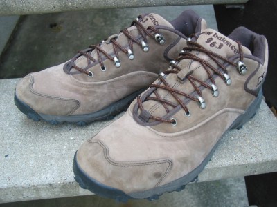 new balance tan boots