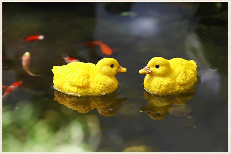 resin ducks for the garden