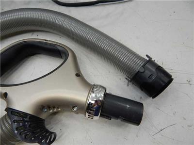 shark vacuum professional q20 vac navigator upright lift away