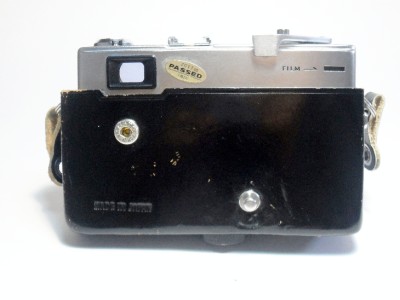 Camera Store Hawaii on Minolta Hi Matic 7s 35mm Rangefinder Camera W  Case   Rokkor 45mm Lens