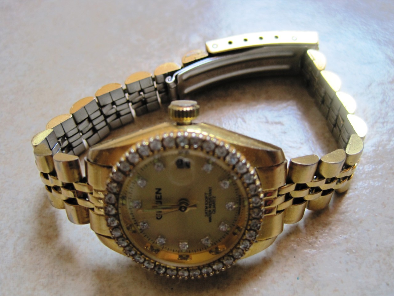gruen ladies watches with diamonds