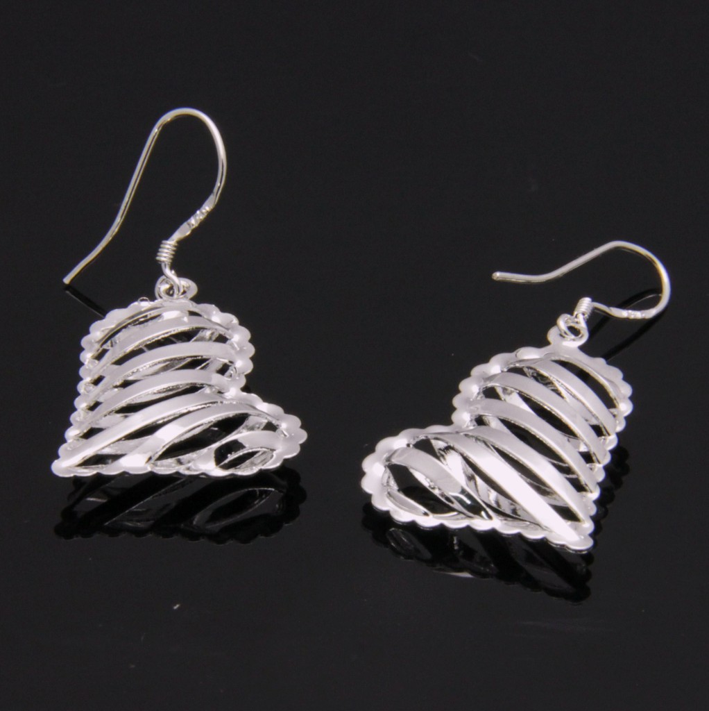 925 Sterling Silver Plate Allergy Free Heart Dangle Earrings WE0146 eBay
