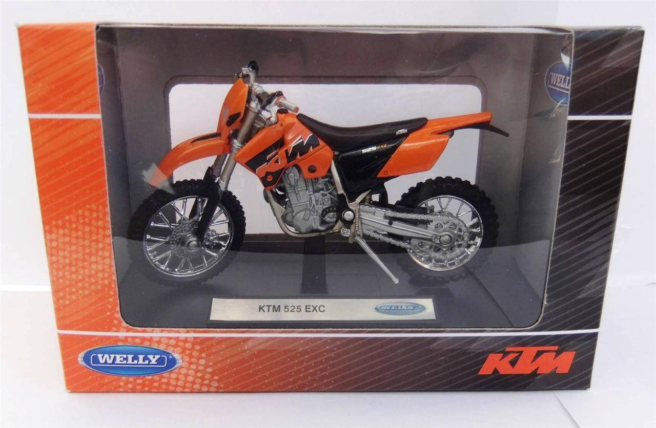 honda cbr1100xx model motorbike welly diecast 1 18 scale honda cbr1100xx model motorbike welly diecast 1 18 scale