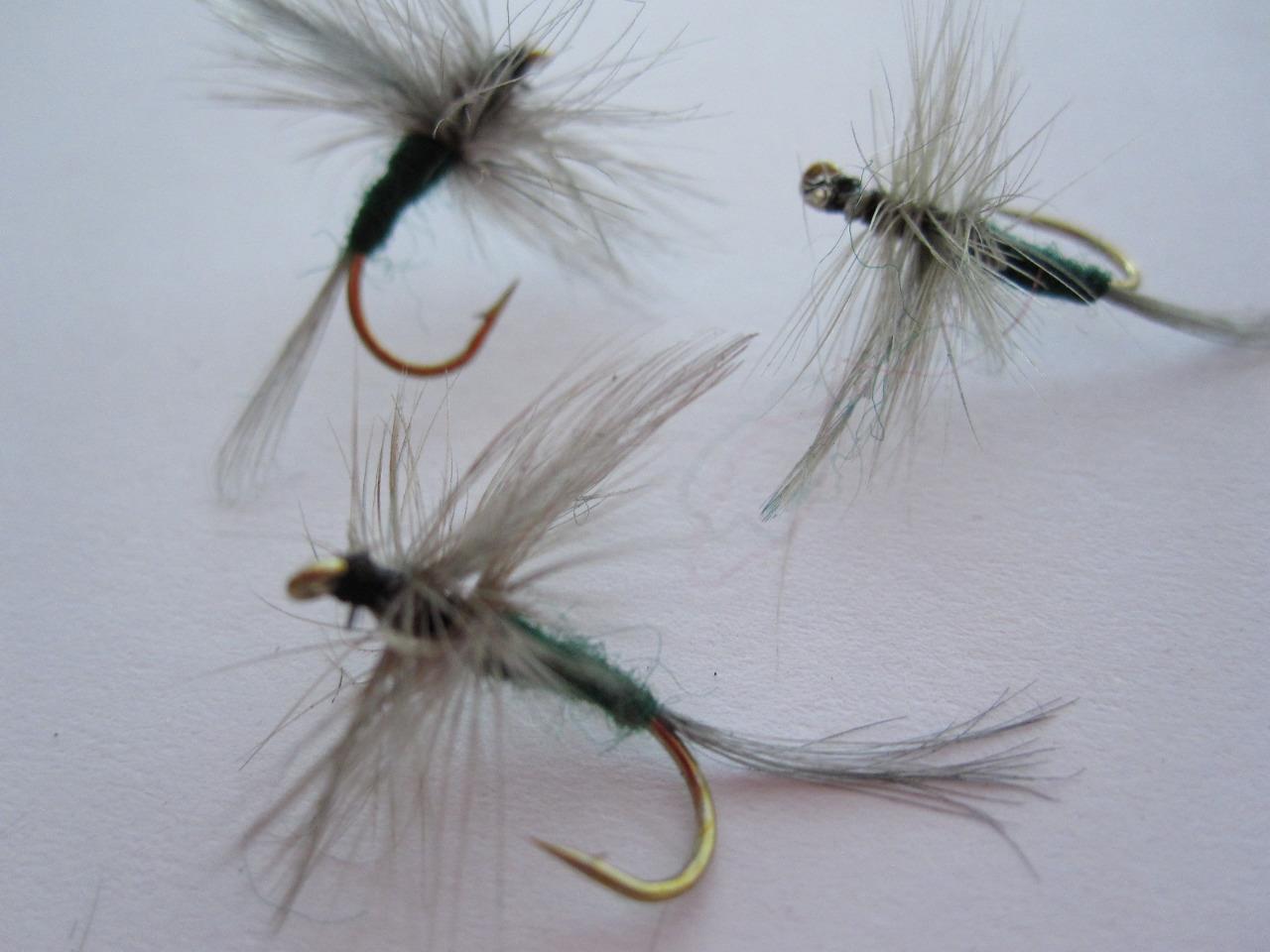 STYLES /& SIZES AVAILABLE DRY FLIES 1 DZ D17-1 BLUE WING OLIVE