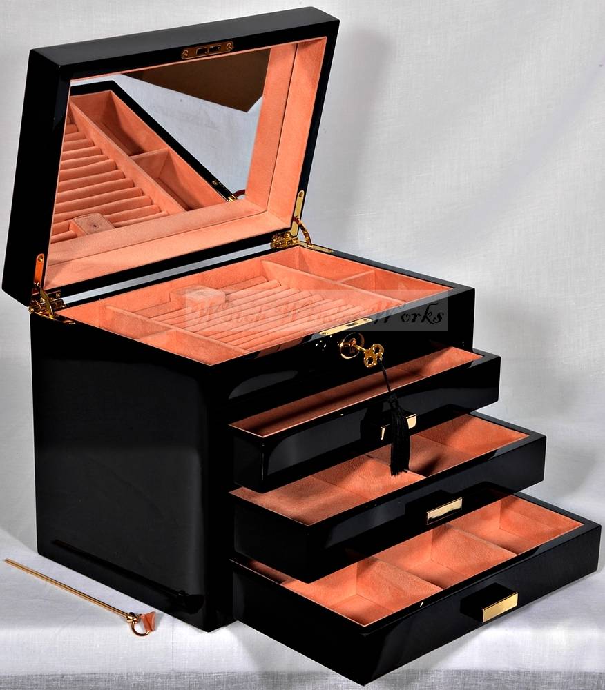 Luxury Jewellery Storage Box with securable trays model JewelleryPro