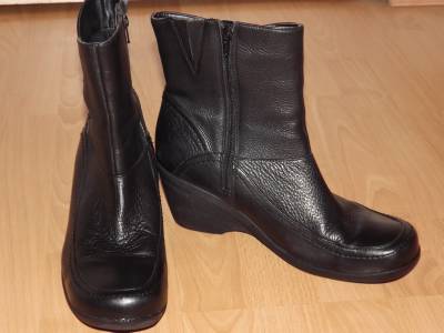 Fab HUSH PUPPIES Black Leather Wedge Heeled Ankle Boots Size 9 In ... Fab HUSH PUPPIES Black Leather Wedge Heeled Ankle Boots Size 9 In ...