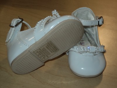 Women White Dress Shoes on Baby Girls White Patent Leather Dress Shoes  Size 5   Ebay