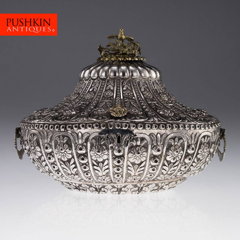 ANTIQUE 19thC OTTOMAN EMPIRE SOLID SILVER MASSIVE JEWELLERY BOX, TURKEY