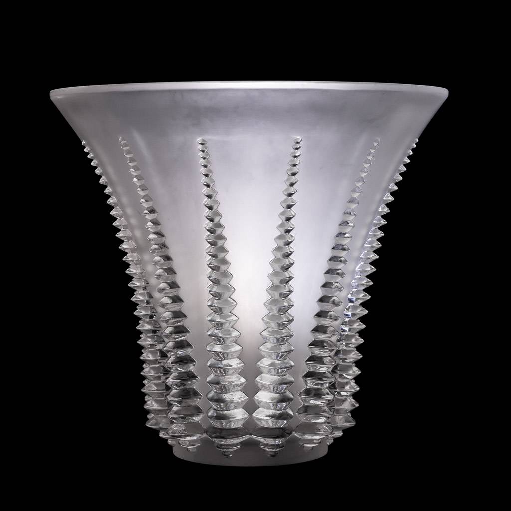 ANTIQUE 20thC FRENCH RENE' LALIQUE LARGE FONTROMEU GLASS VASE c.1936