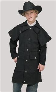Accessories The original duster coat was a loose-fitting long coat that was worn by cowboys and other horsemen to protect their clothing from the trail dust of cattle drives. These duster coats usually had slits up the back for riding ease but often had the capability to be buttoned closed. Legs straps were.
