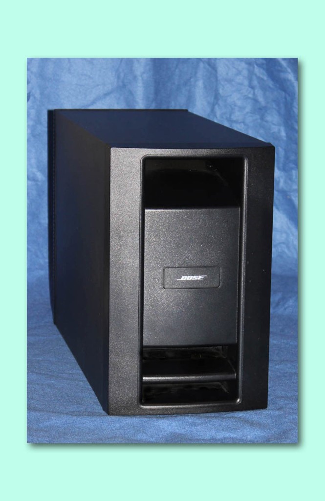 Bose PS28 III Powered SubwooferLifestyle 28 V25 V35 525 535 T20