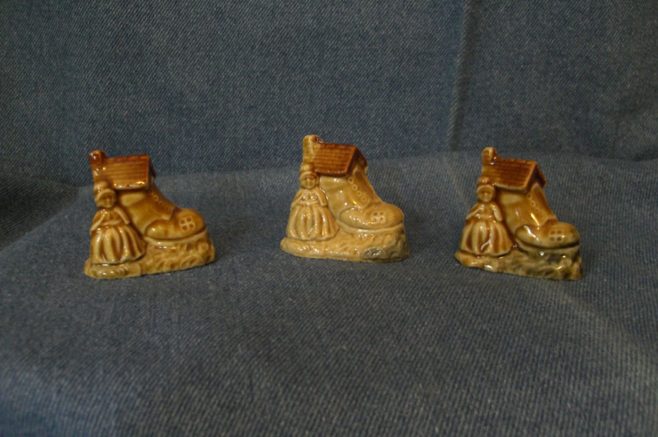 wade nursery rhyme figurines list