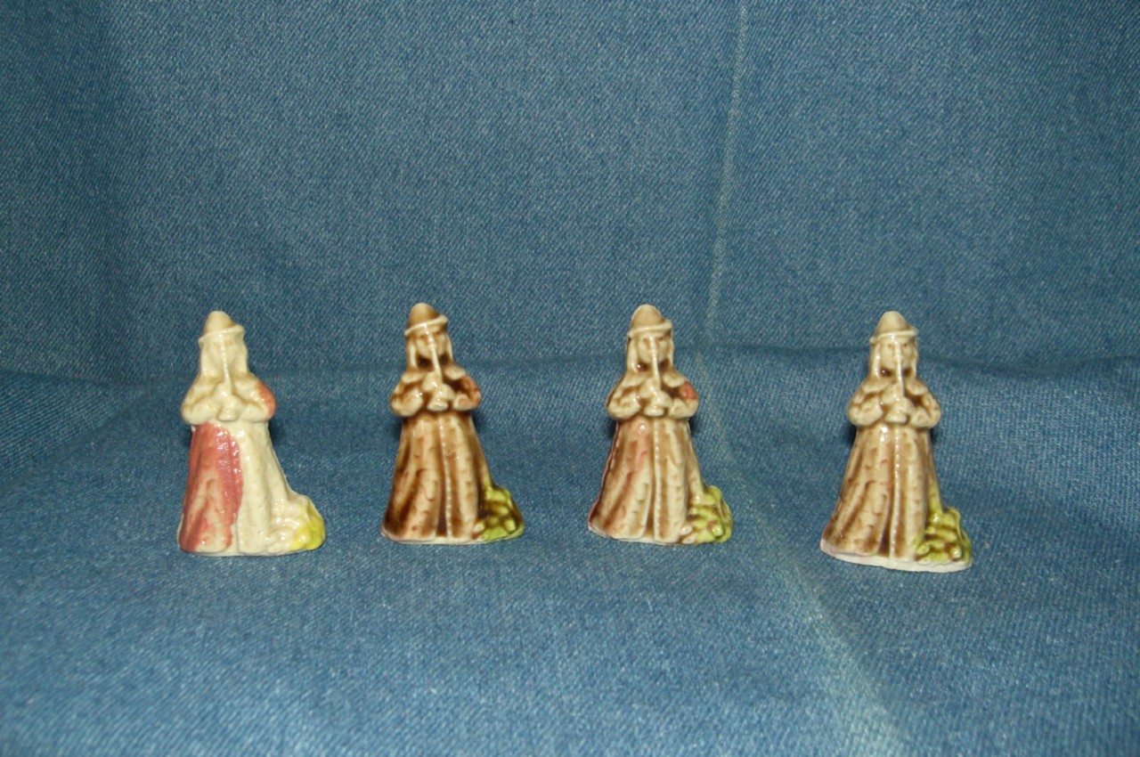 wade nursery rhyme figurines list