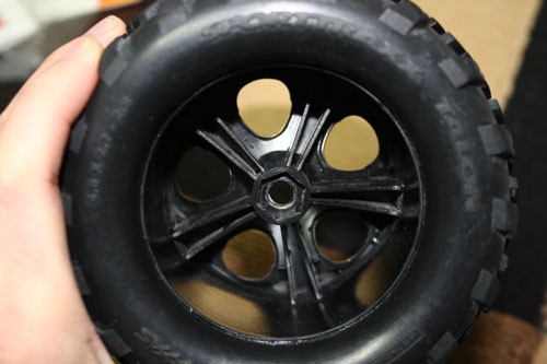 traxxas stampede wheels and tires